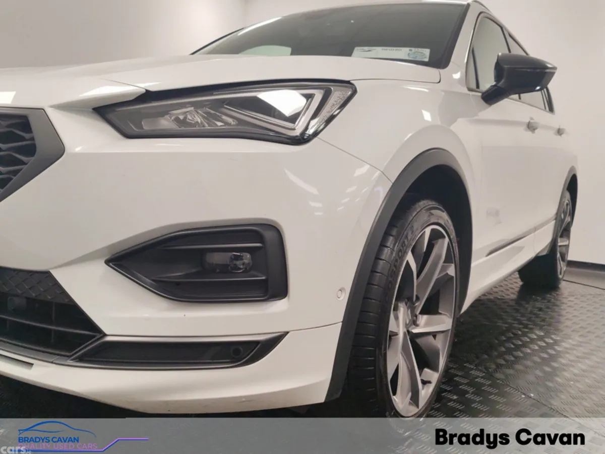 SEAT Tarraco Estate, Diesel, 2023, White