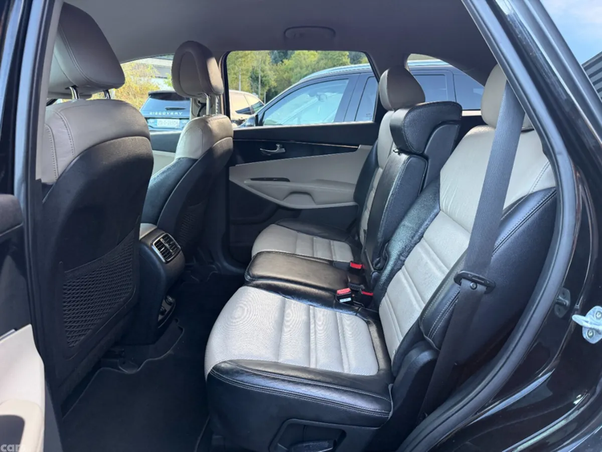 Kia Sorento SUV, Diesel, 2017, Black