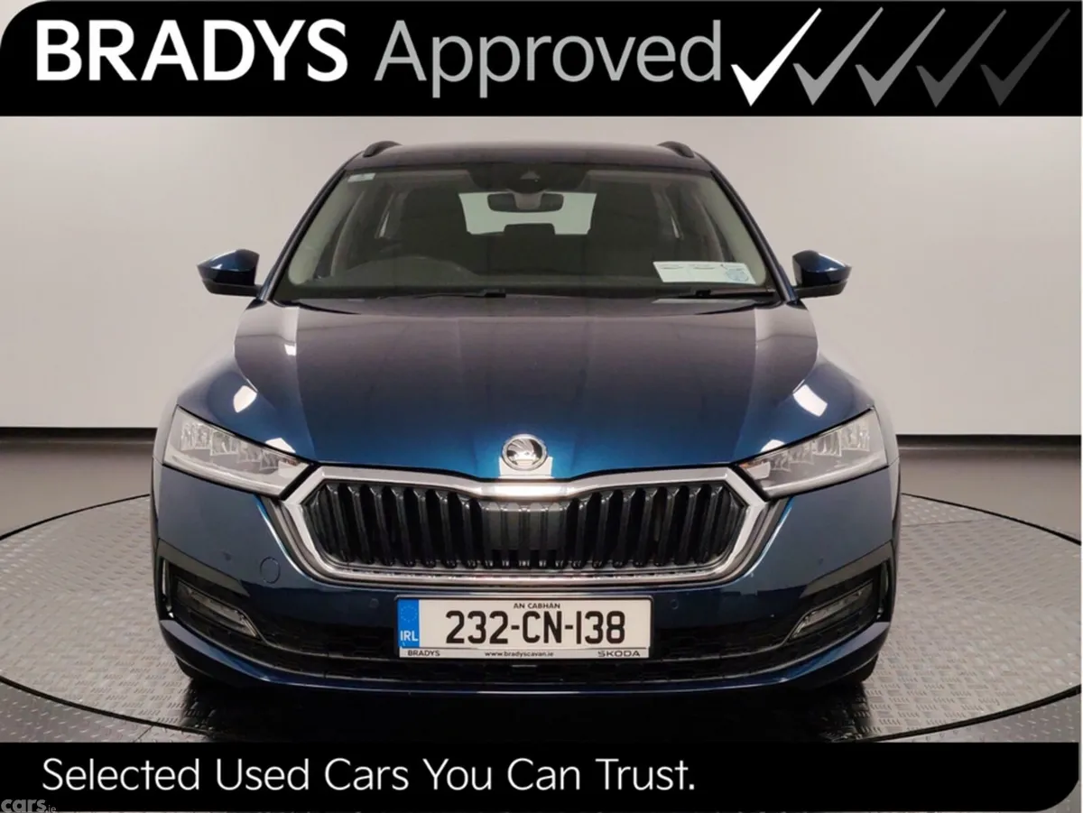 Skoda Octavia Estate, Diesel, 2023, Blue