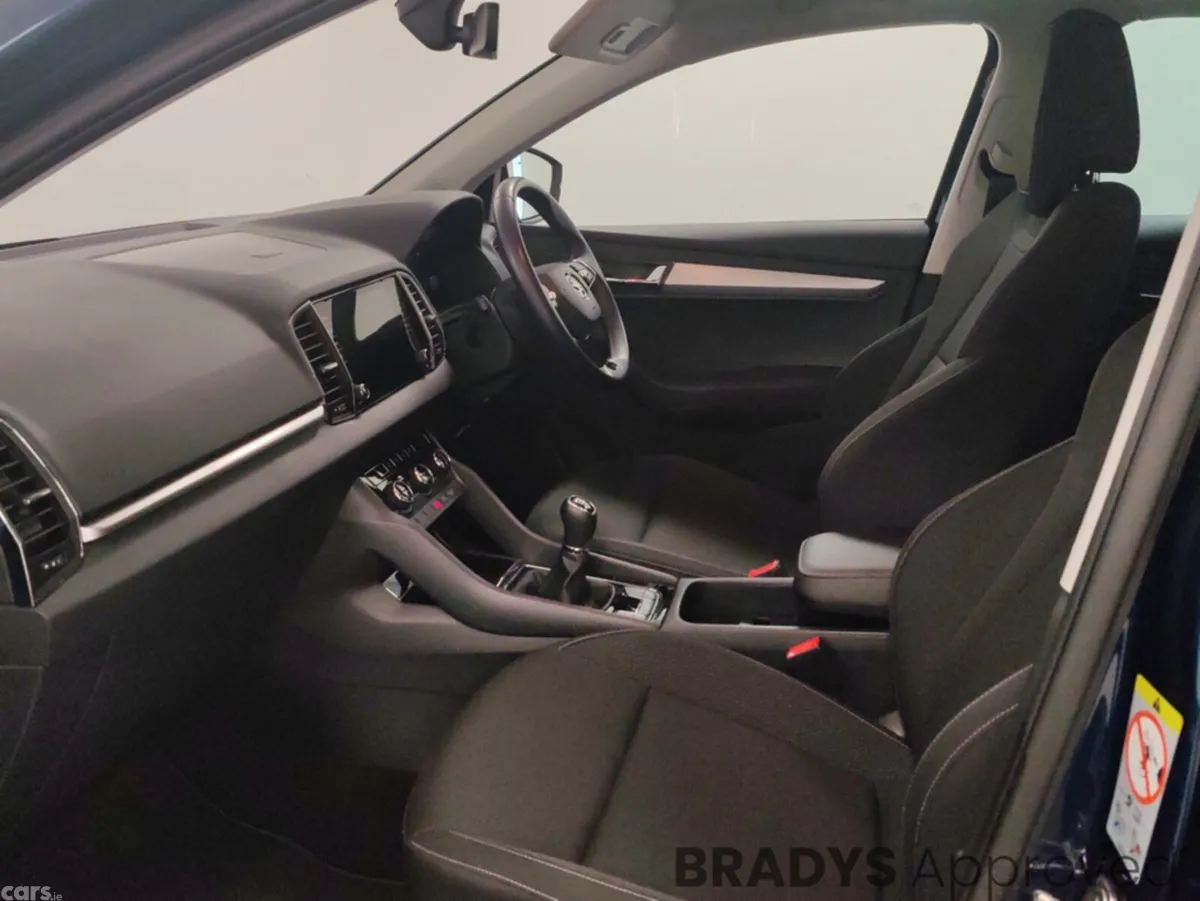 Skoda Karoq SUV, Diesel, 2023, Blue