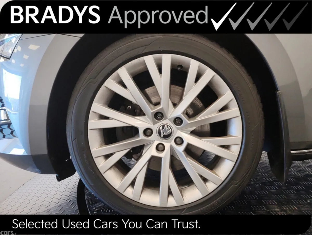 Skoda Superb Estate, Diesel, 2023, Grey
