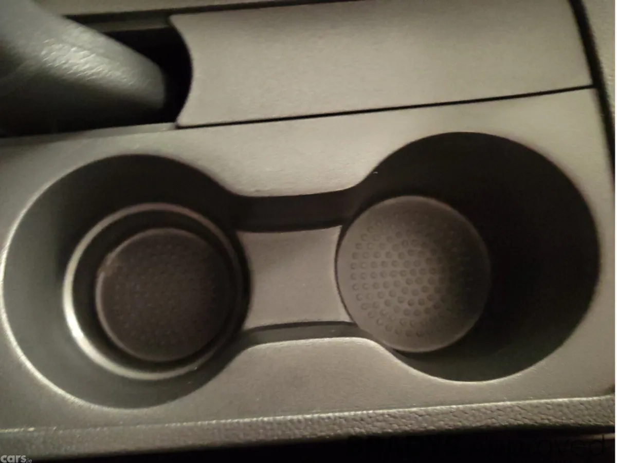 SEAT Arona Hatchback, Petrol, 2023, Red
