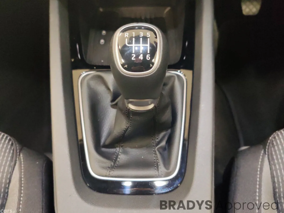 Skoda Octavia Hatchback, Diesel, 2025, Black