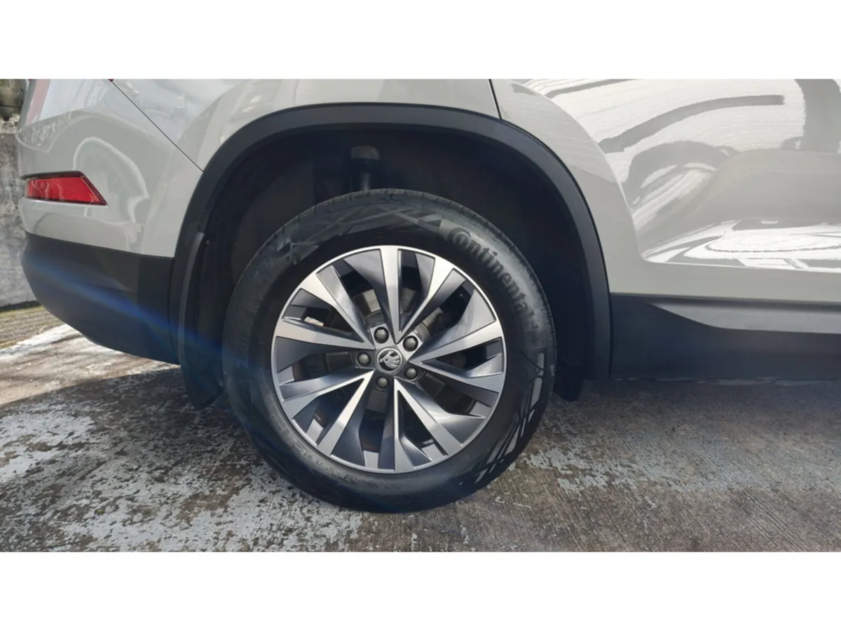 Skoda Kodiaq SUV, Petrol, 2023, Grey
