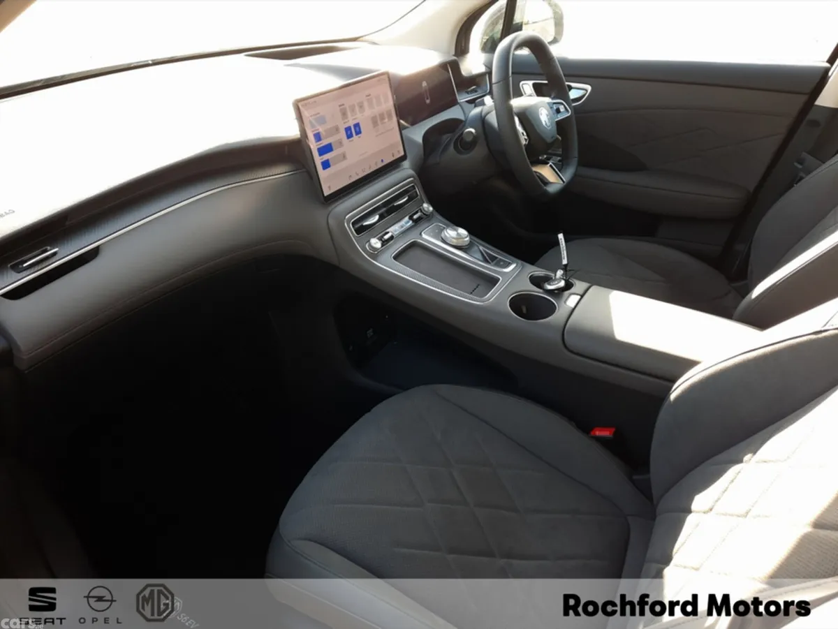 MG MGS6 Hatchback, Electric, 2026, Black