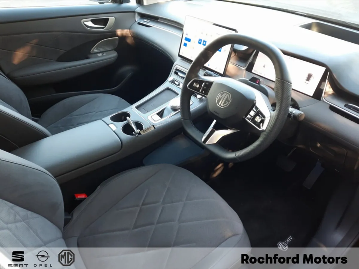 MG MGS6 Hatchback, Electric, 2026, Black