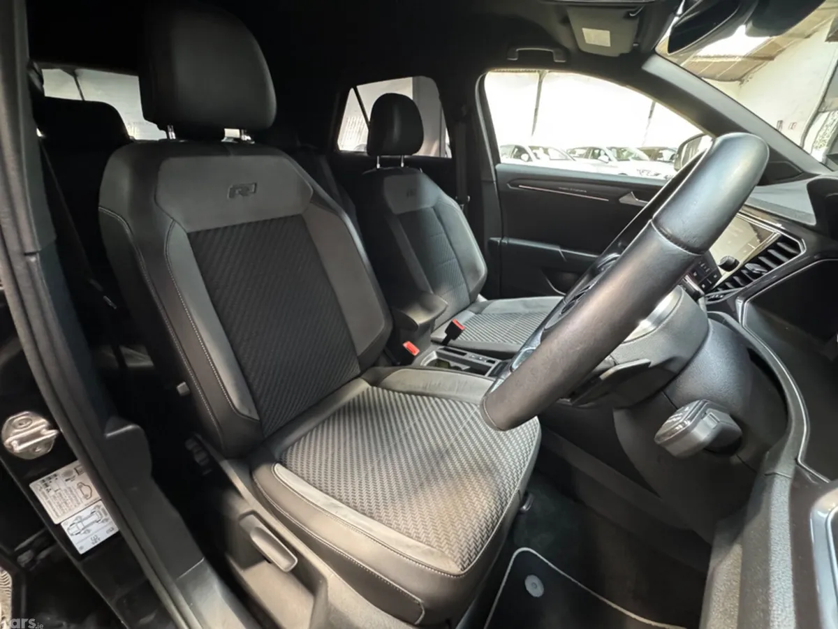 Volkswagen T-Roc SUV, Diesel, 2021, Black