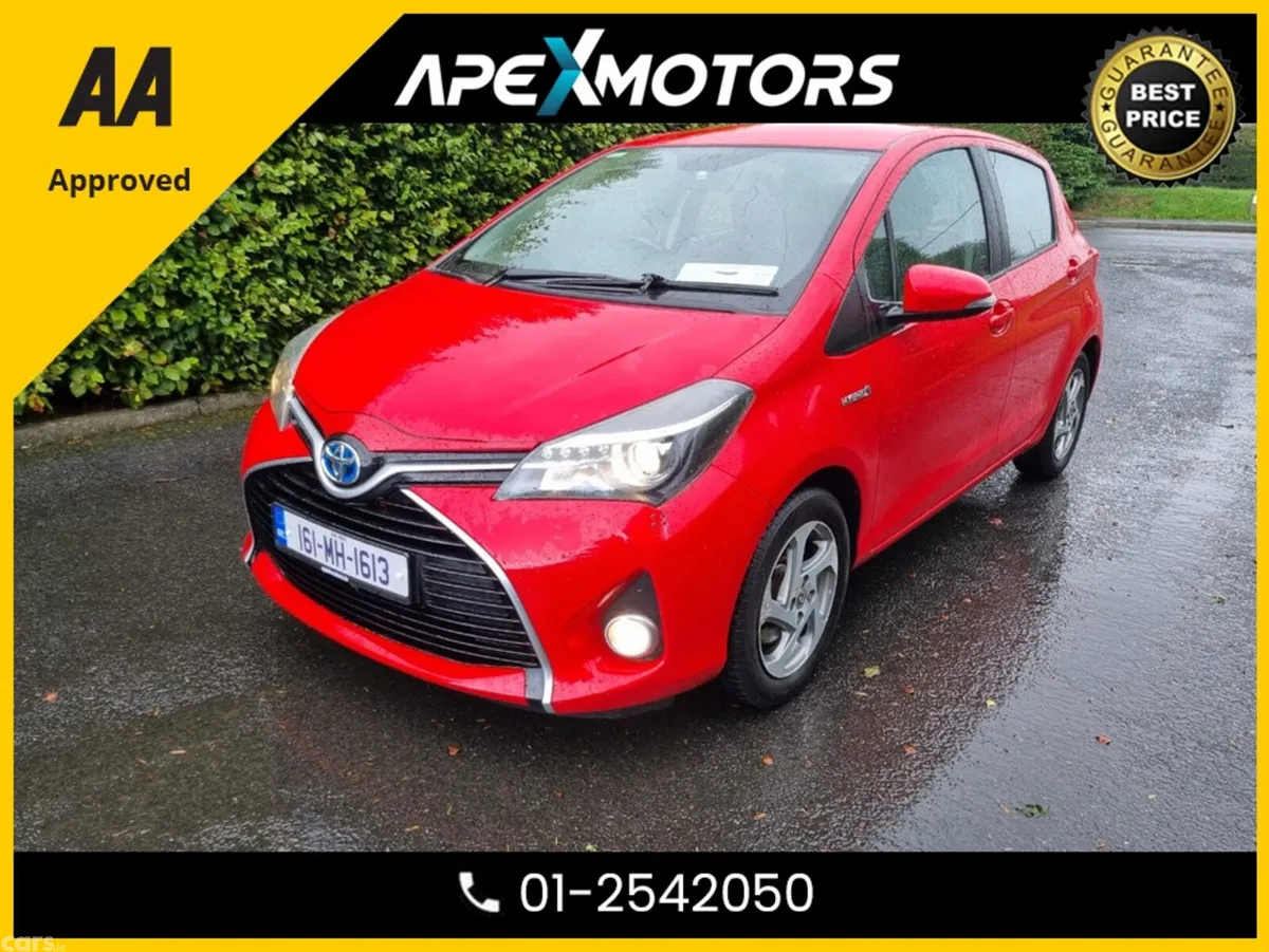 Toyota Yaris Hatchback, Petrol Hybrid, 2016, Red