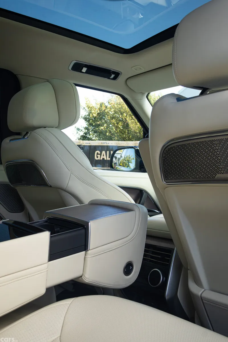 Land Rover Range Rover SUV, Petrol Hybrid, 2024, Gold