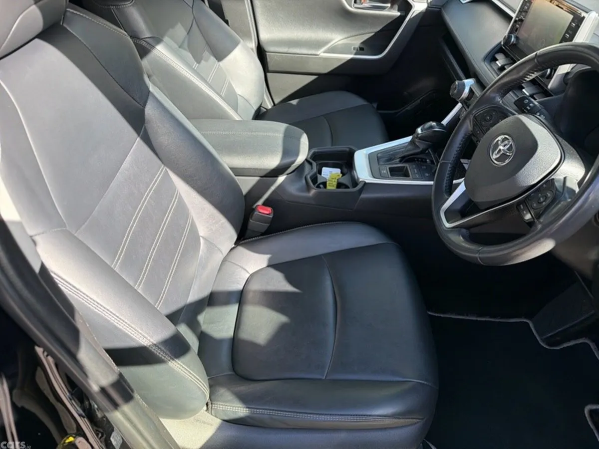 Toyota RAV4 SUV, Petrol Hybrid, 2021, Black