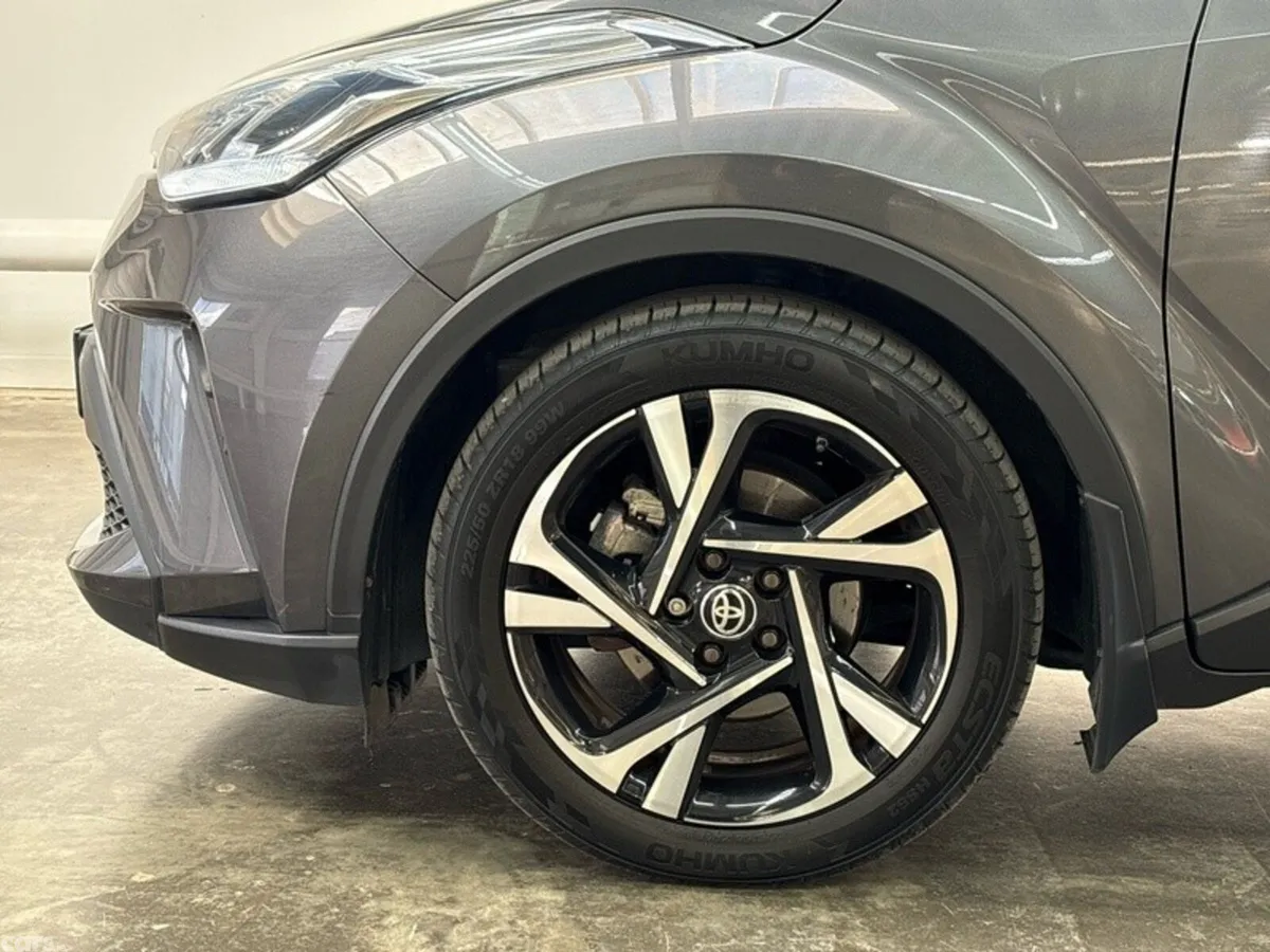 Toyota C-HR SUV, Petrol Hybrid, 2022, Grey