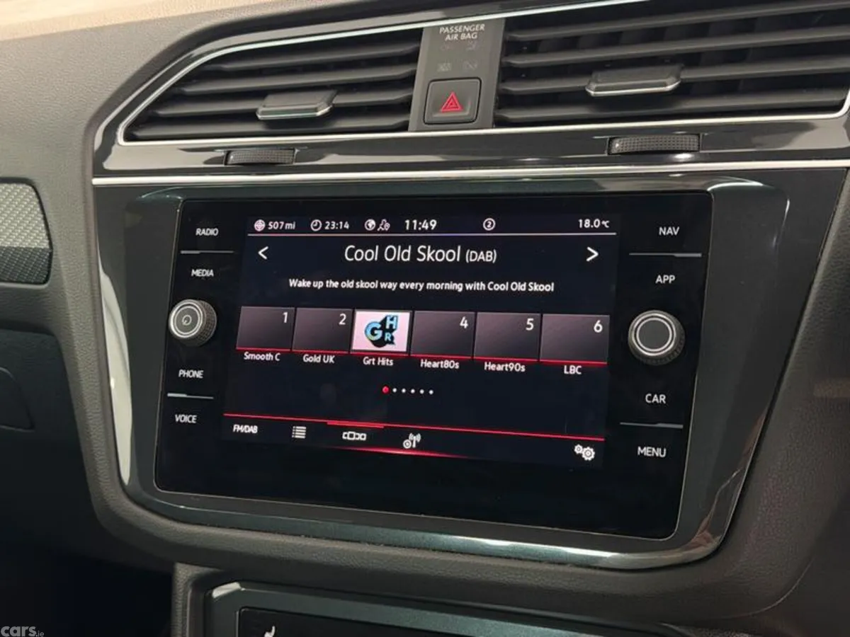 Volkswagen Tiguan SUV, Petrol Hybrid, 2023, Black
