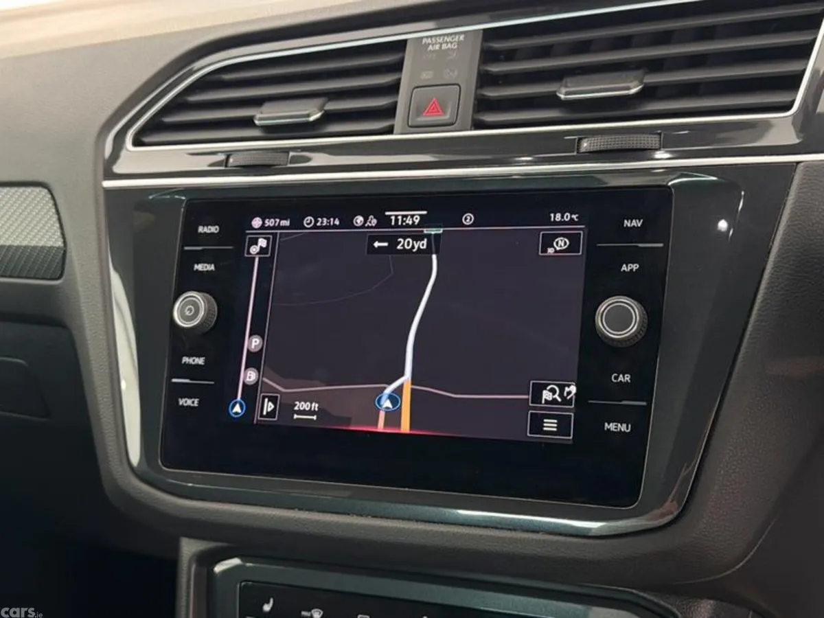 Volkswagen Tiguan SUV, Petrol Hybrid, 2023, Black