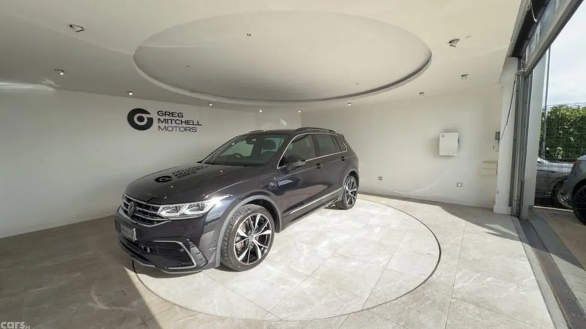 Volkswagen Tiguan SUV, Petrol Hybrid, 2023, Black