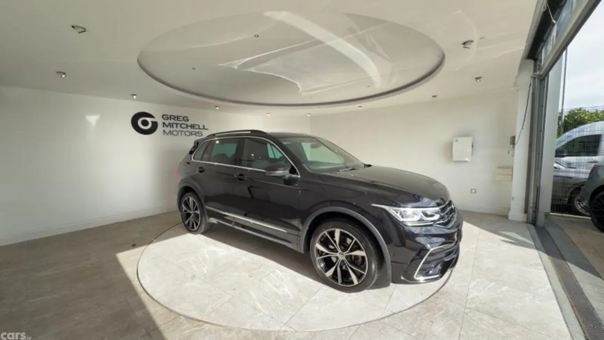 Volkswagen Tiguan SUV, Petrol Hybrid, 2023, Black