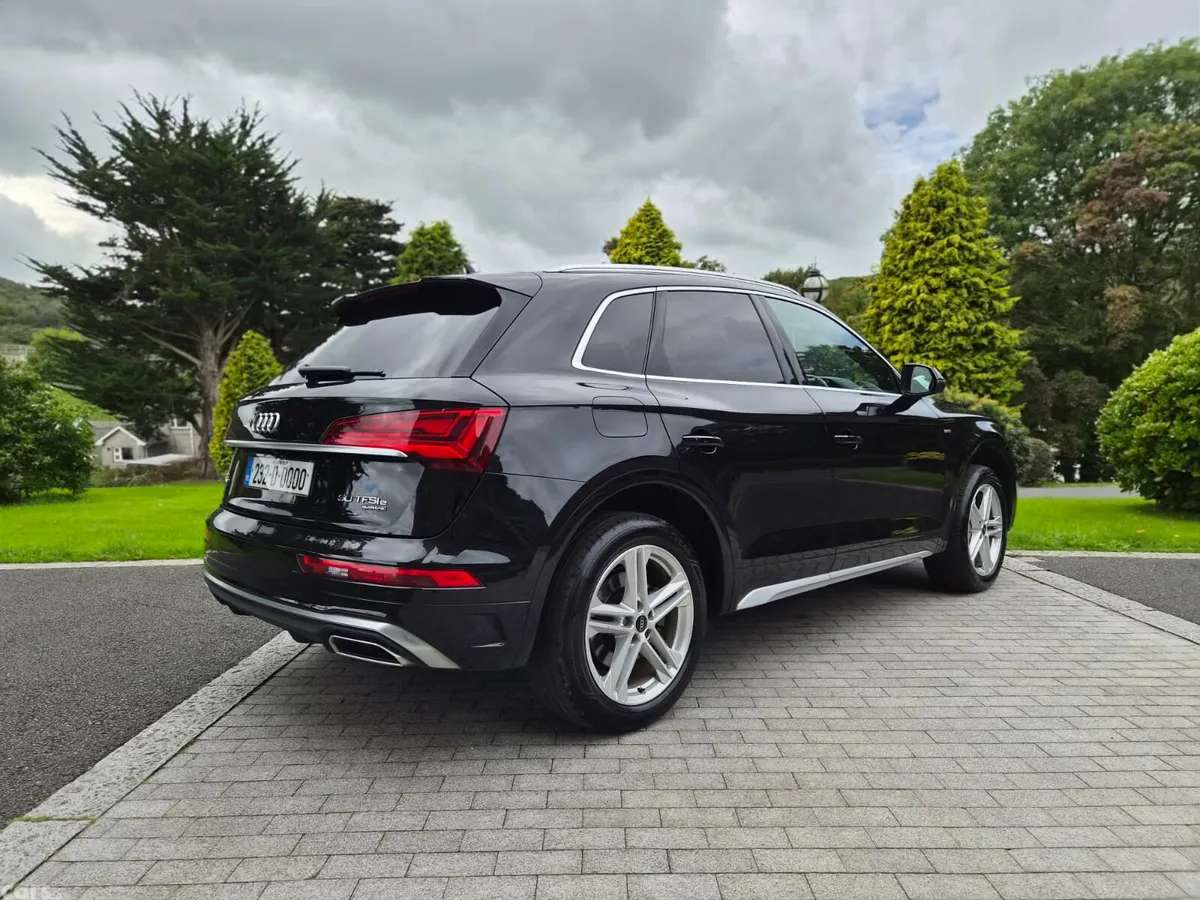 Audi Q5 SUV, Petrol Plug-in Hybrid, 2023, Black