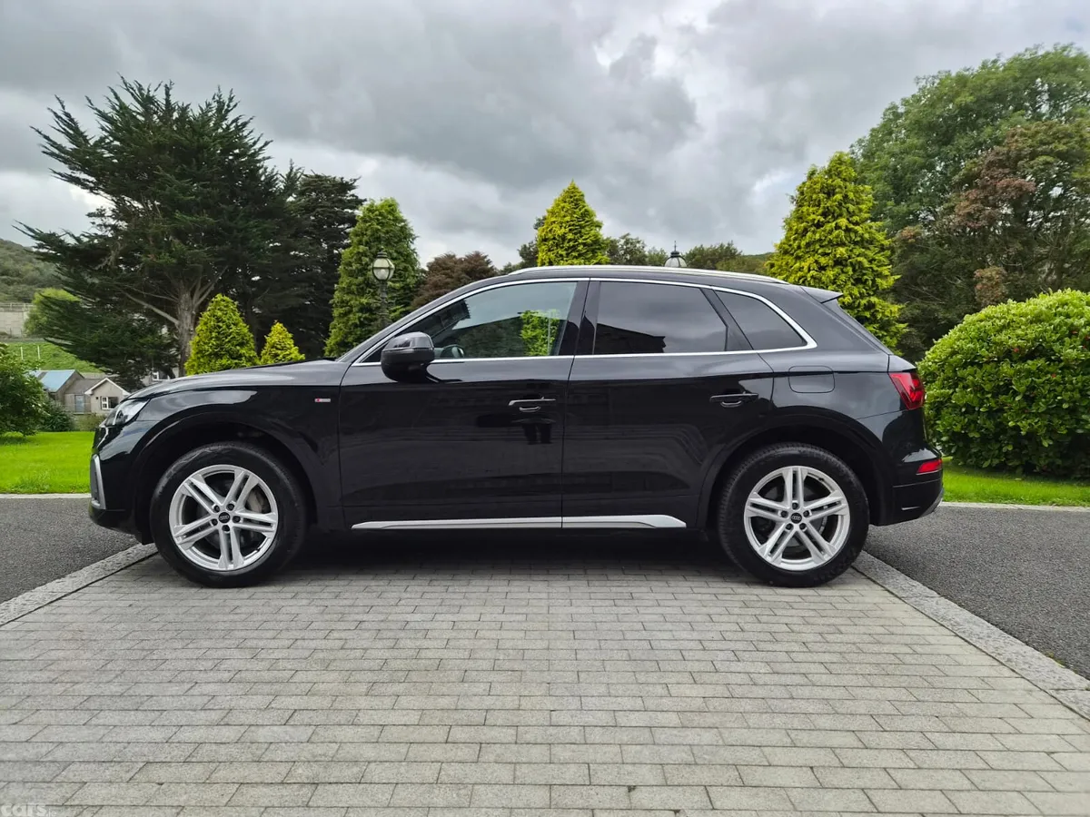 Audi Q5 SUV, Petrol Plug-in Hybrid, 2023, Black