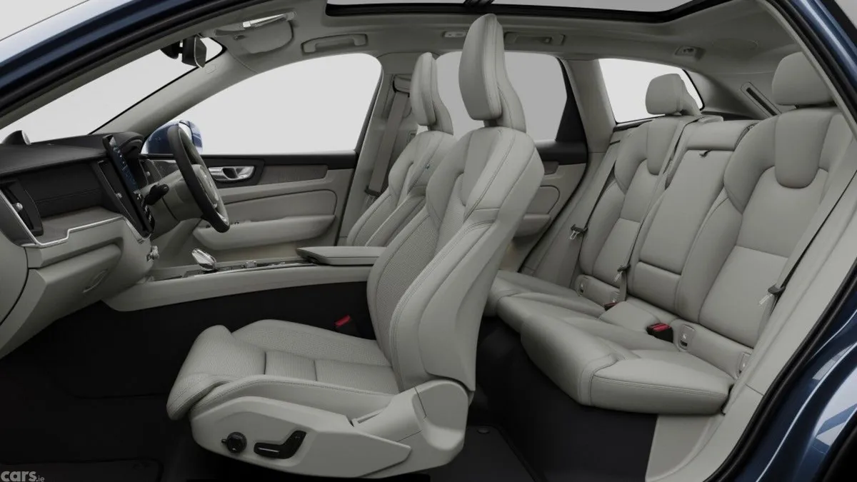 Volvo XC60 SUV, Petrol Plug-in Hybrid, 2027, Blue