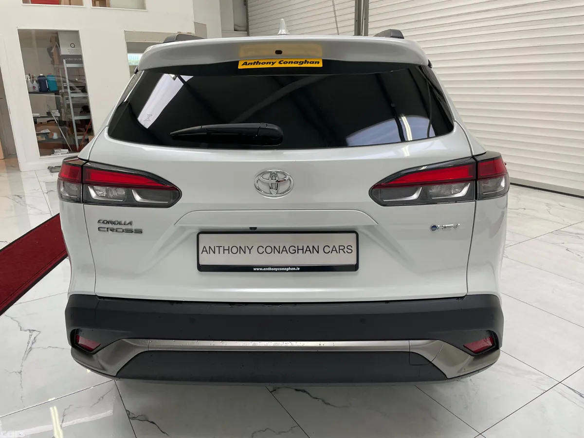 Toyota Corolla Cross Estate, Petrol Hybrid, 2024, White