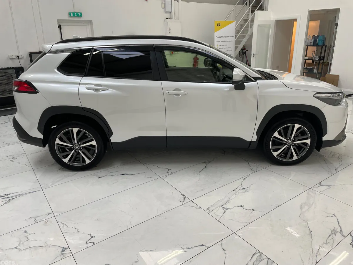 Toyota Corolla Cross Estate, Petrol Hybrid, 2024, White