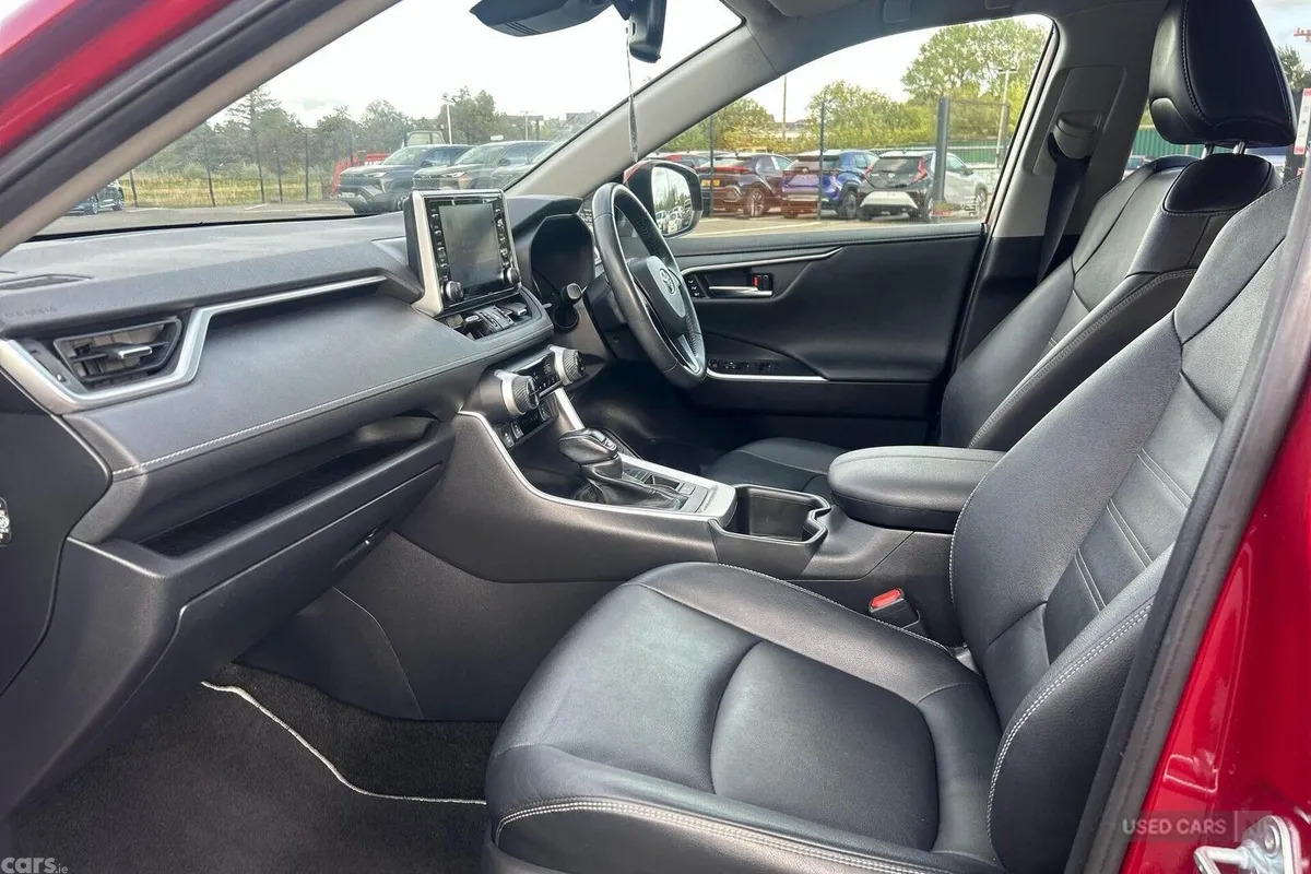 Toyota RAV4 , Petrol Hybrid, 2022, Red