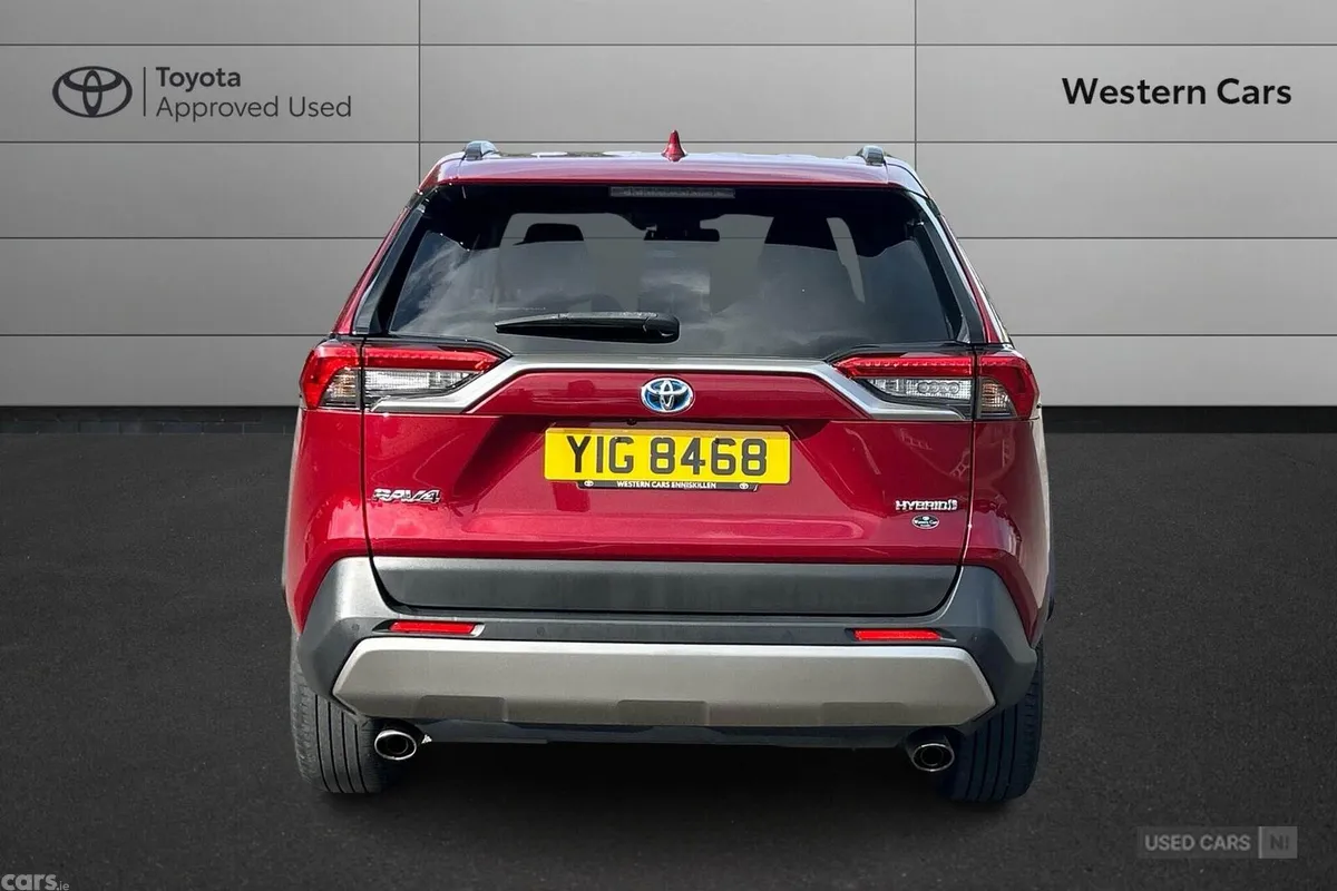 Toyota RAV4 , Petrol Hybrid, 2022, Red