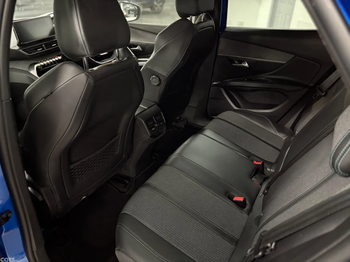 Peugeot 3008 Hatchback, Diesel, 2022, Blue