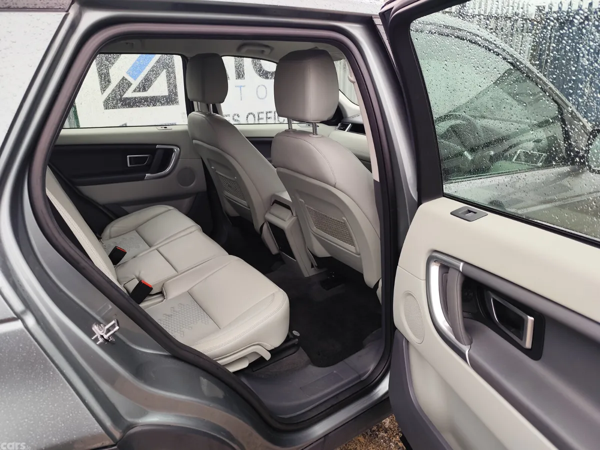 Land Rover Discovery Sport SUV, Diesel, 2019, Grey