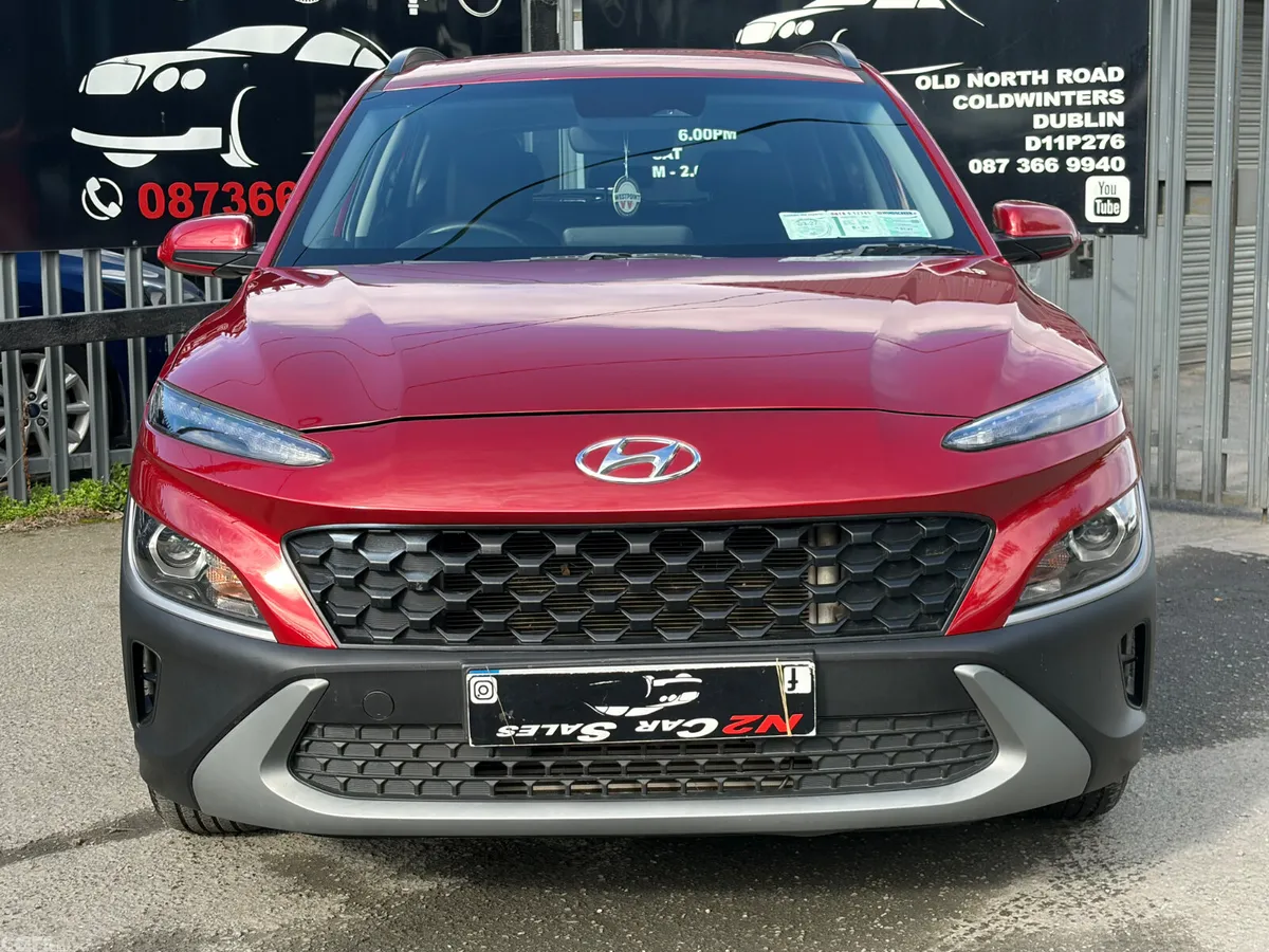 Hyundai KONA MPV, Petrol, 2021, Red