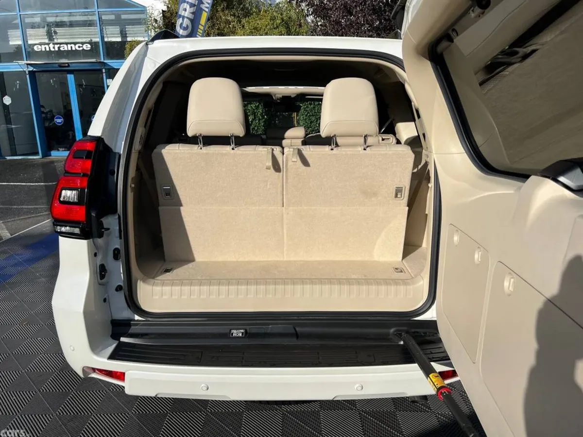 Toyota Land Cruiser SUV, Diesel, 2023, White