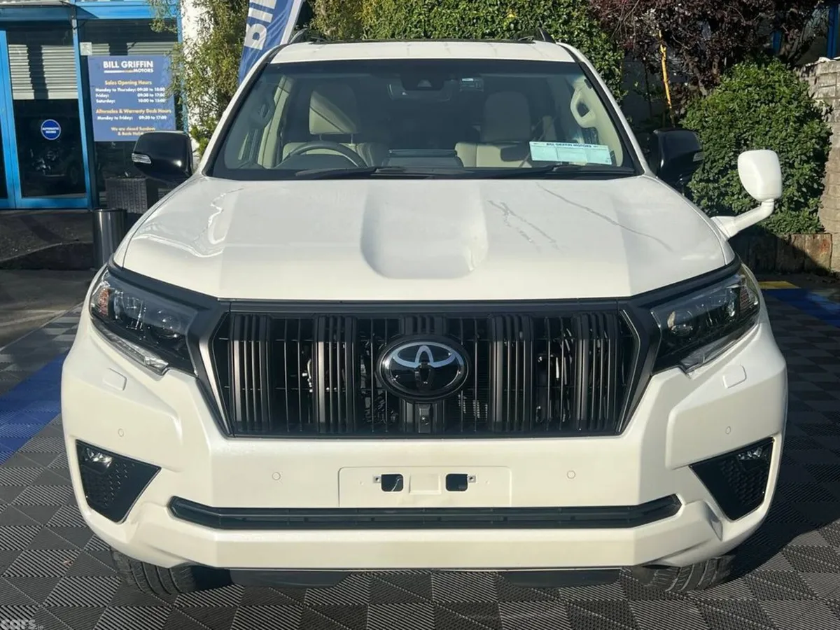 Toyota Land Cruiser SUV, Diesel, 2023, White