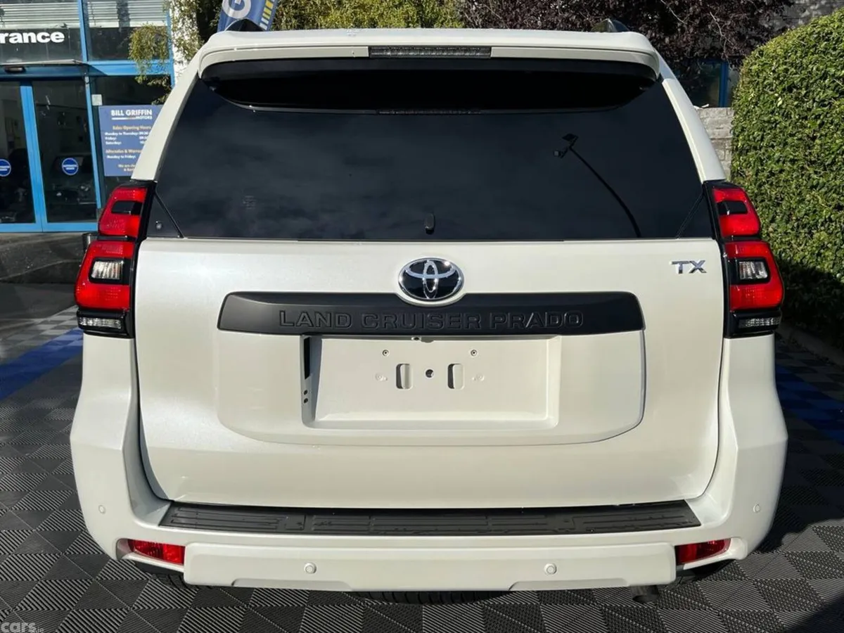 Toyota Land Cruiser SUV, Diesel, 2023, White