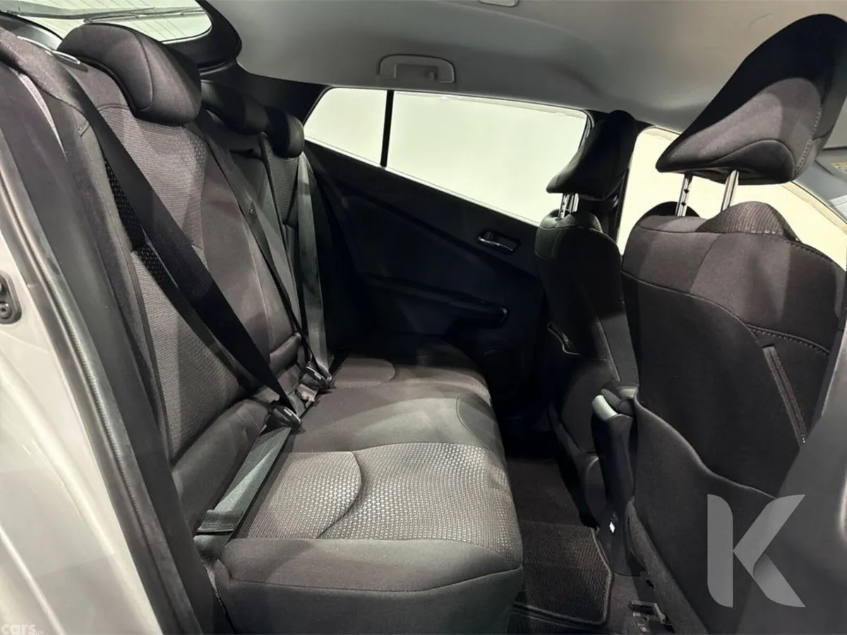 Toyota Prius Hatchback, Petrol Hybrid, 2021, Silver