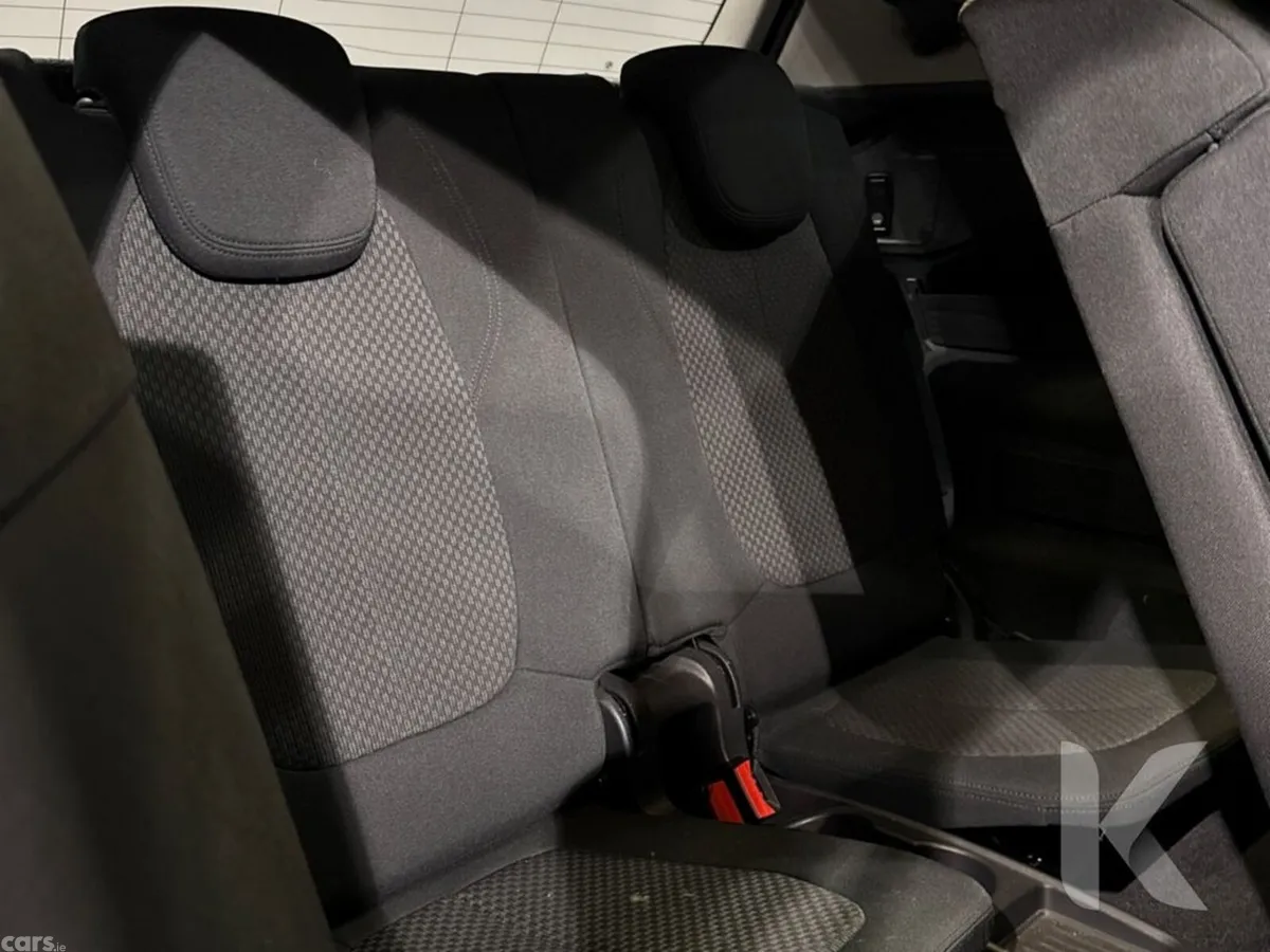 BMW 2-Series MPV, Petrol, 2018, Blue