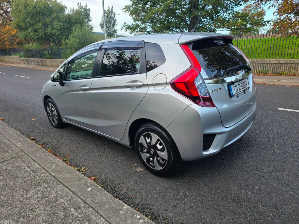 Honda Fit Hatchback, Petrol Hybrid, 2017, Silver