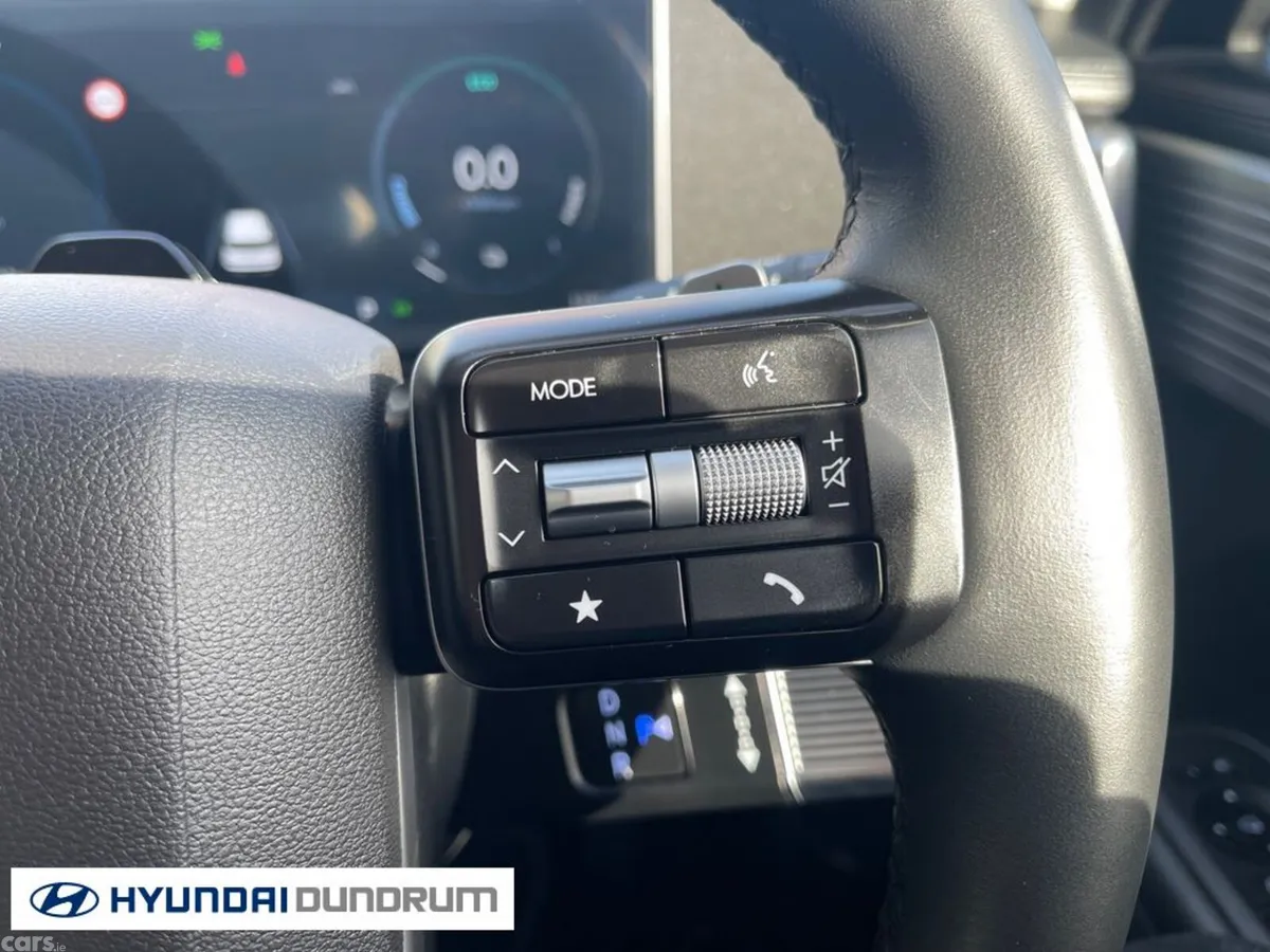 Hyundai Santa Fe Estate, Petrol Plug-in Hybrid, 2025, Black