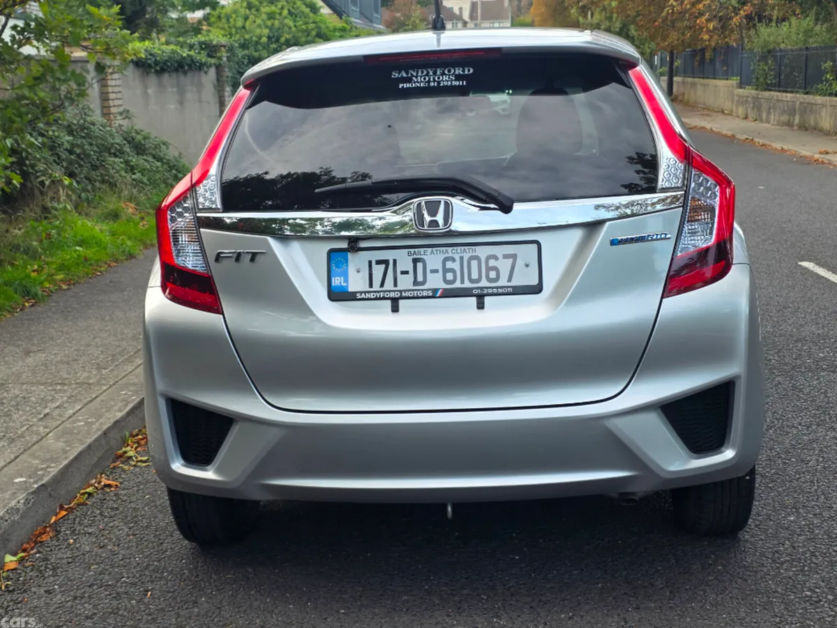 Honda Fit Hatchback, Petrol Hybrid, 2017, Silver