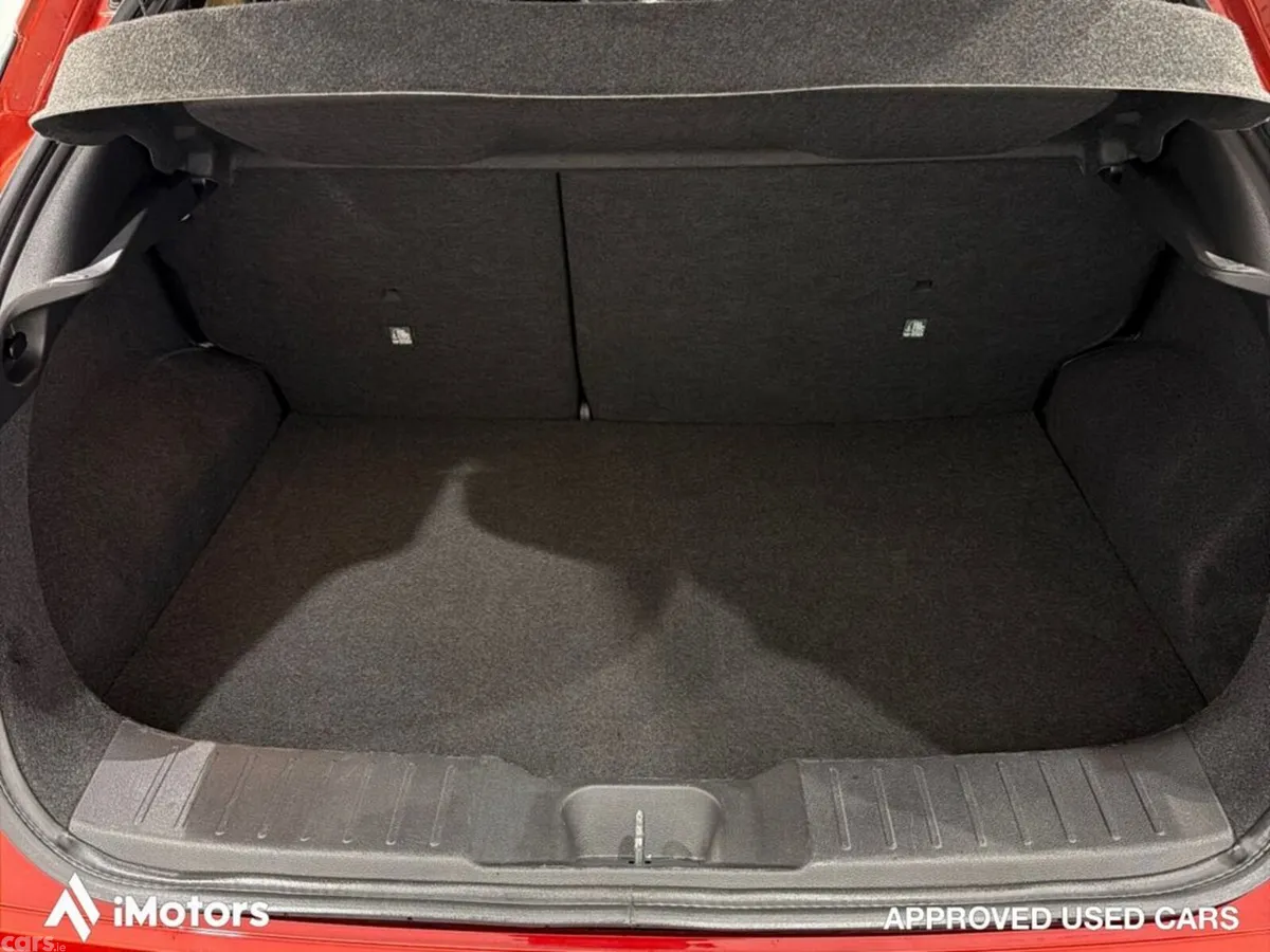 Nissan Juke SUV, Petrol Hybrid, 2026, Red