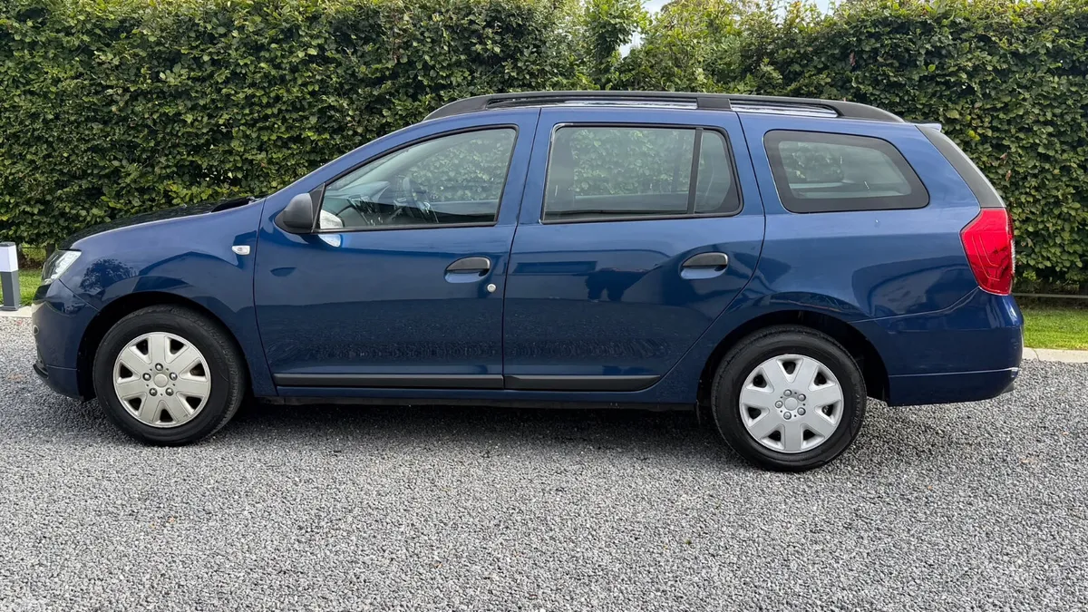Dacia Logan Estate, Petrol, 2017, Blue