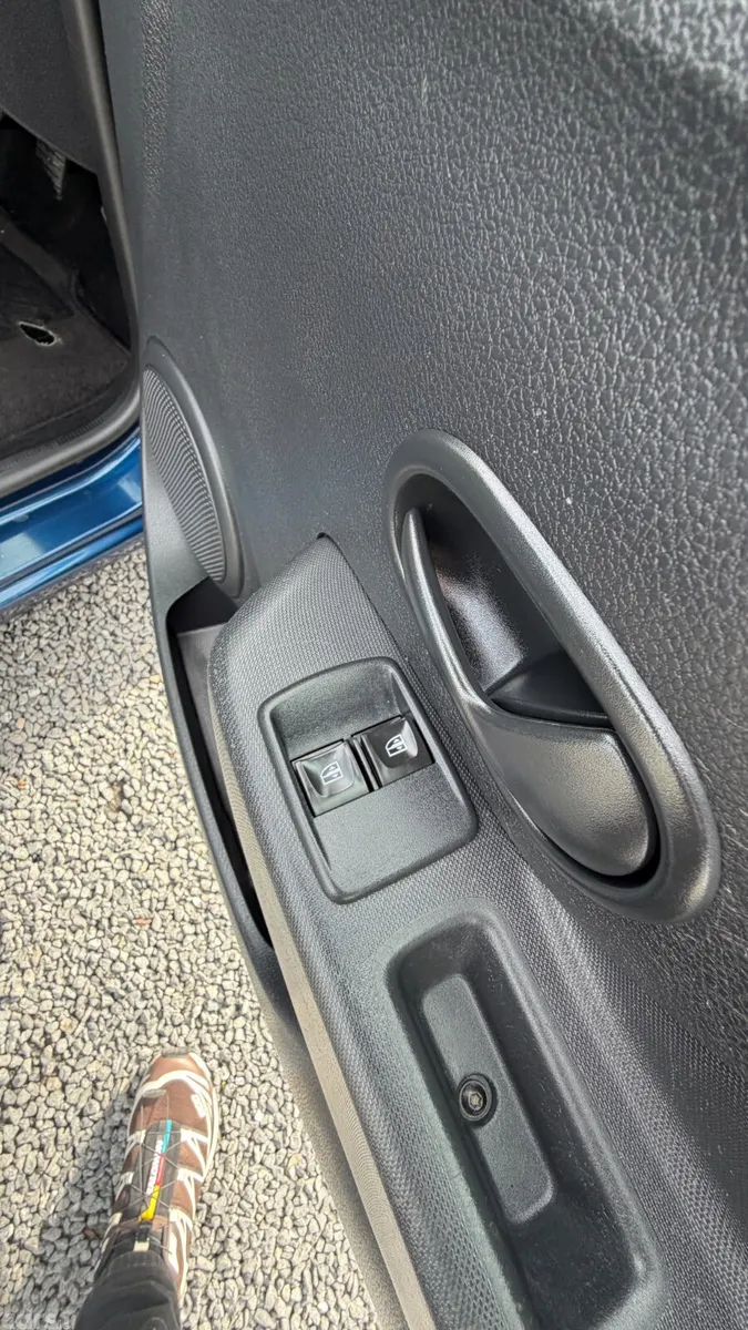 Dacia Logan Estate, Petrol, 2017, Blue