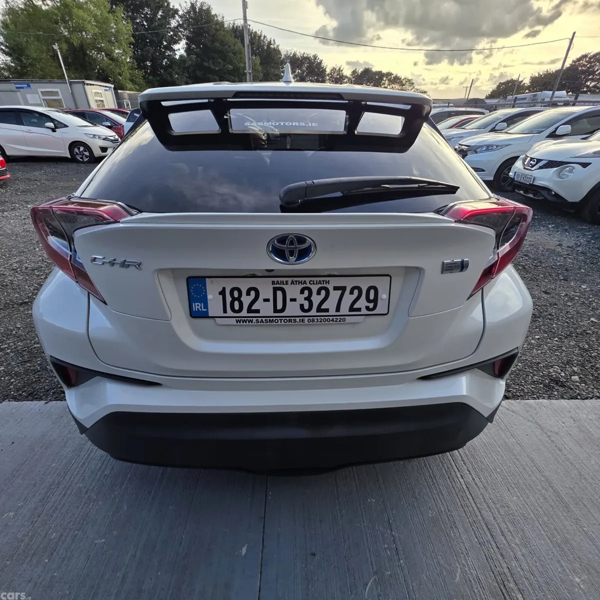 Toyota C-HR SUV, Petrol Hybrid, 2018, White