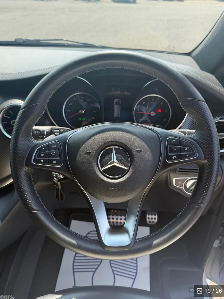 Mercedes-Benz V-Class Coupe, Diesel, 2024, Blue