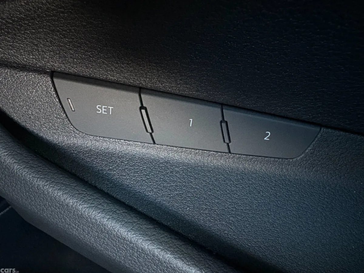 Audi e-tron SUV, Electric, 2022, Blue