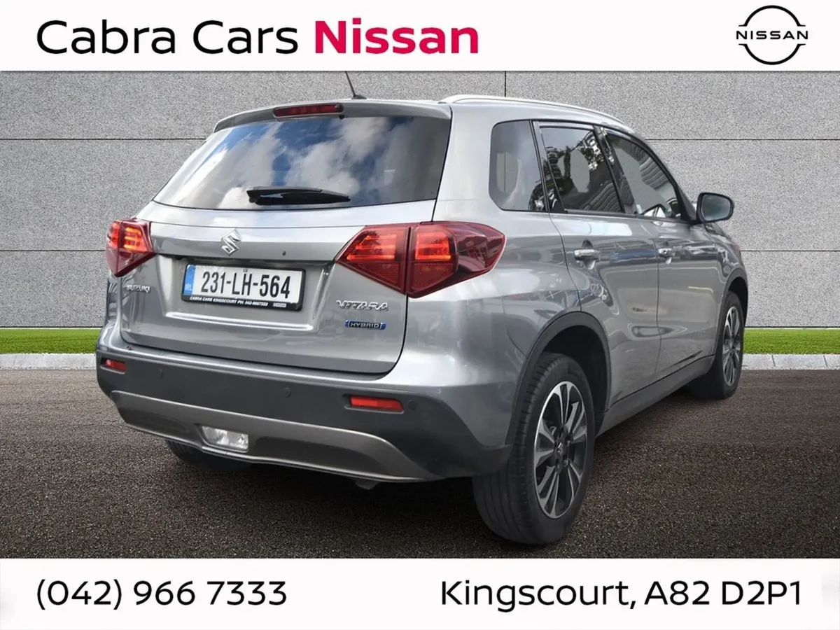 Suzuki Vitara SUV, Petrol Hybrid, 2023, Grey