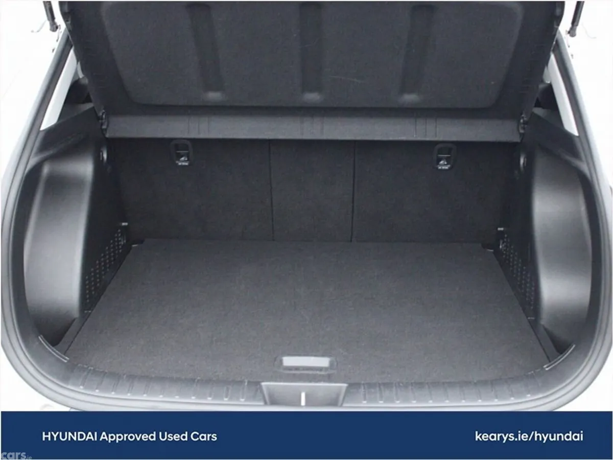Hyundai KONA MPV, Petrol Hybrid, 2026, Grey