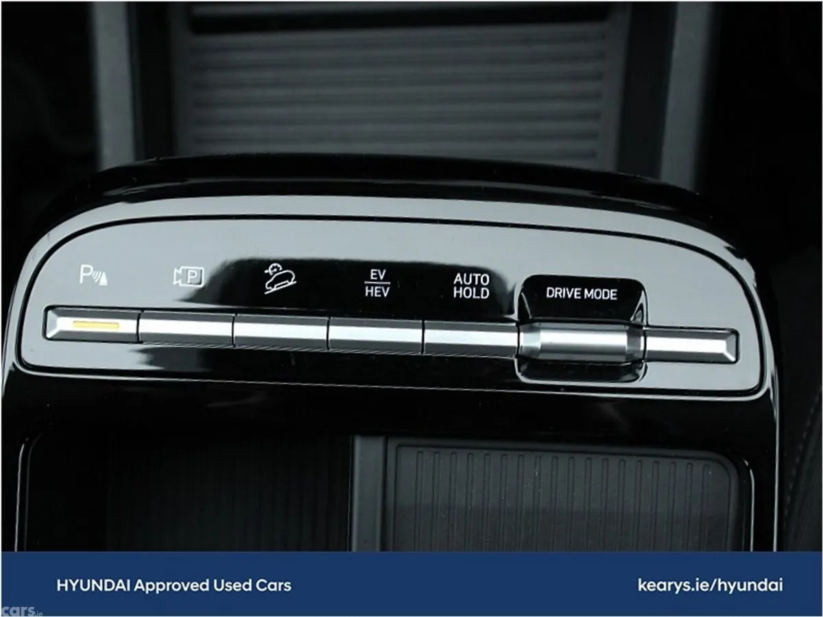 Hyundai Tucson SUV, Petrol Plug-in Hybrid, 2026, White