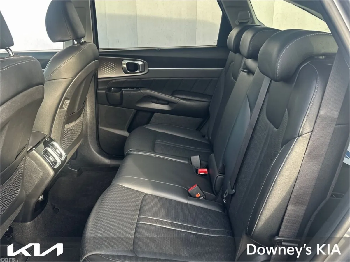 Kia Sorento MPV, Diesel, 2024, Grey