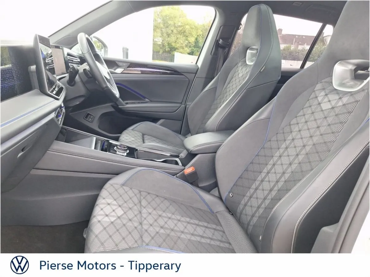 Volkswagen Tiguan SUV, Petrol Plug-in Hybrid, 2025, White
