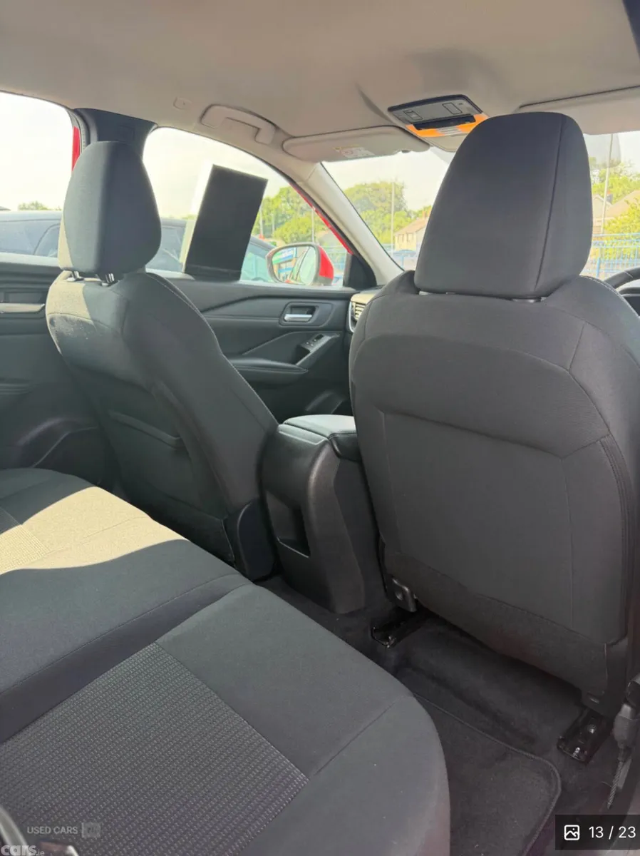 Nissan Qashqai SUV, Petrol Hybrid, 2023, Red