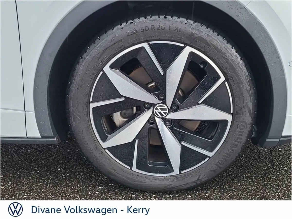 Volkswagen ID.4 SUV, Electric, 2022, White